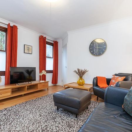 Vibrant & Bright City Centre Apartment! Оксфорд Экстерьер фото