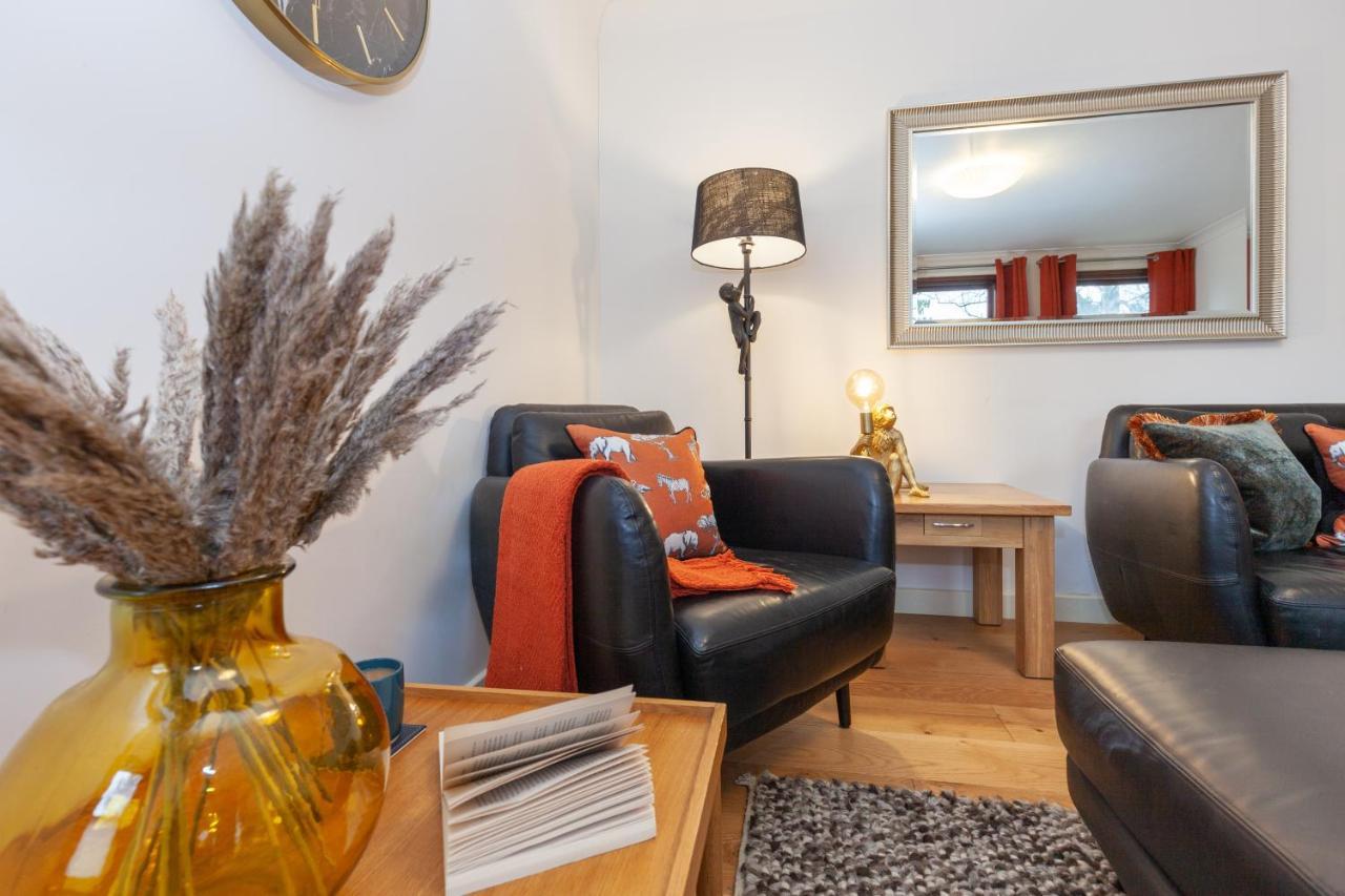 Vibrant & Bright City Centre Apartment! Оксфорд Экстерьер фото