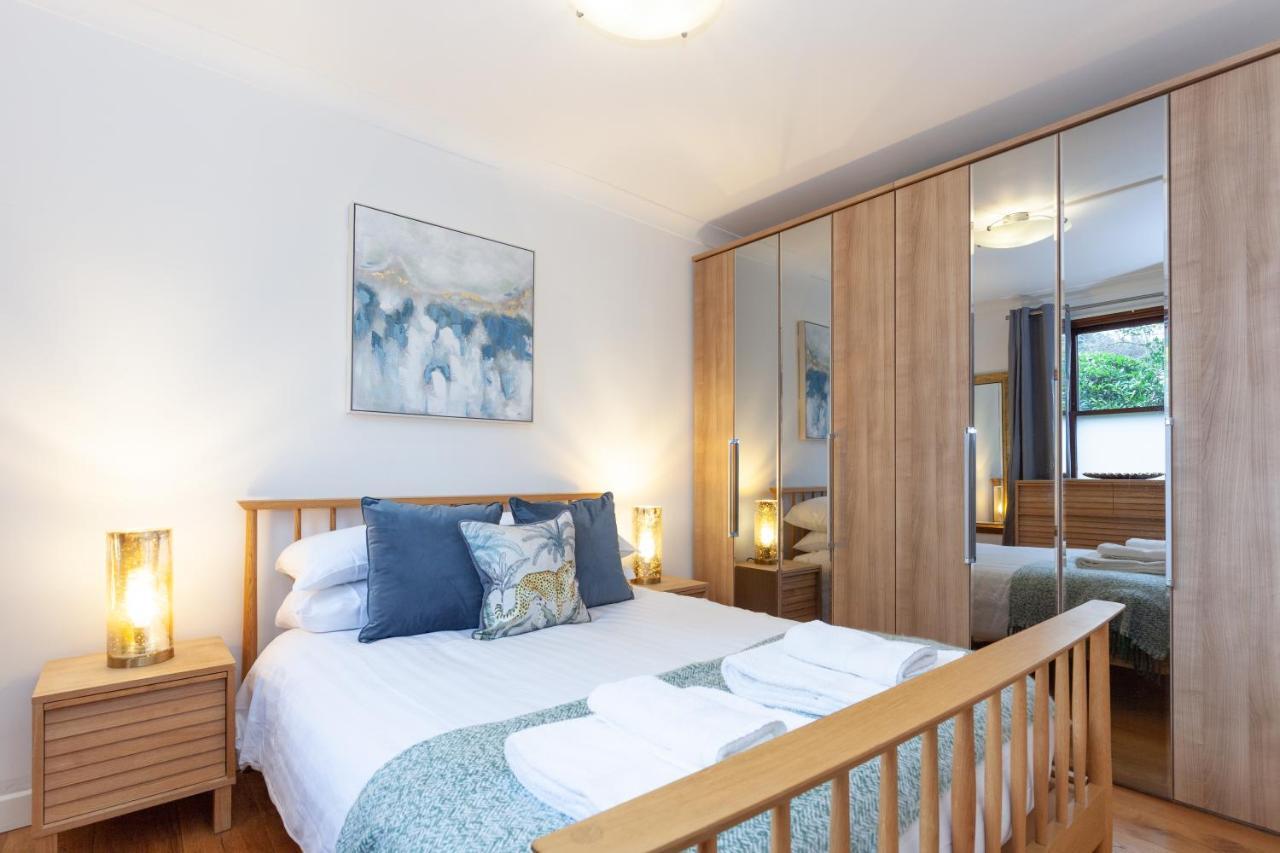 Vibrant & Bright City Centre Apartment! Оксфорд Экстерьер фото