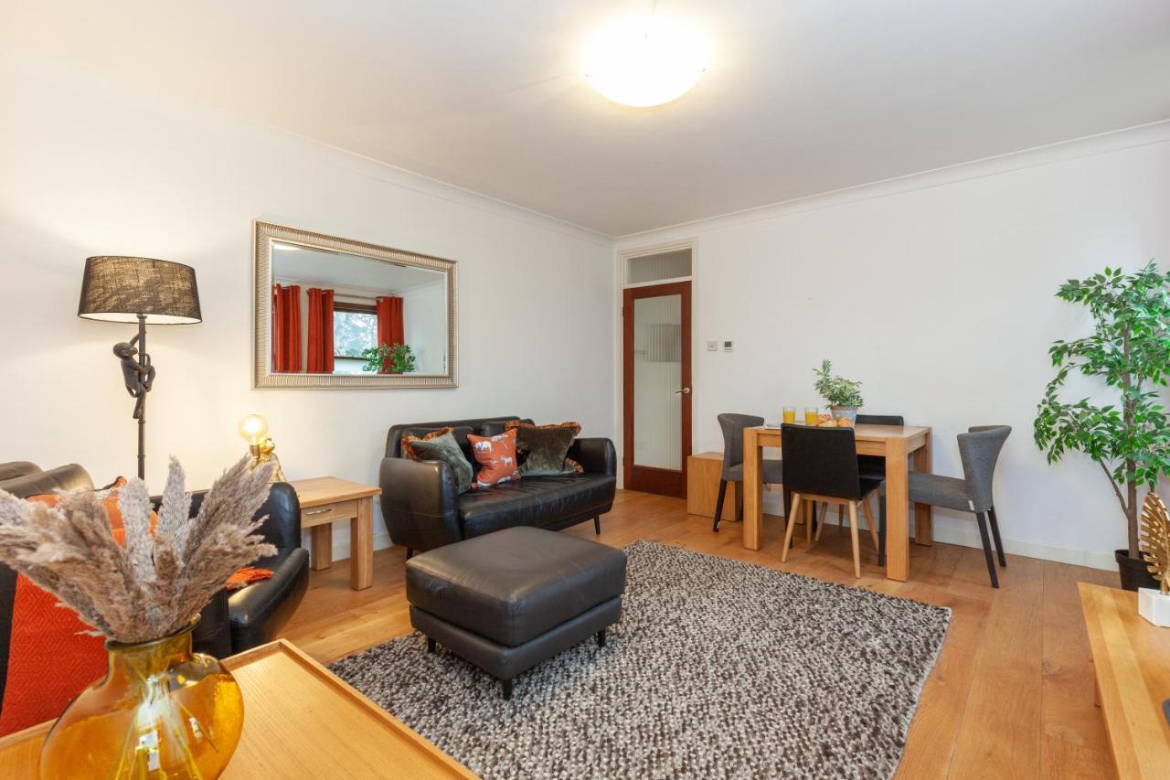 Vibrant & Bright City Centre Apartment! Оксфорд Экстерьер фото