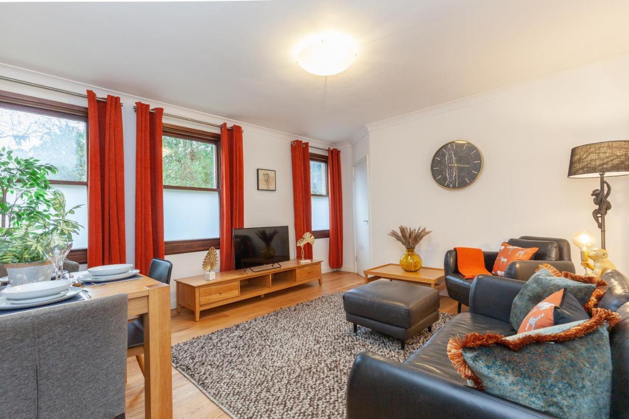 Vibrant & Bright City Centre Apartment! Оксфорд Экстерьер фото